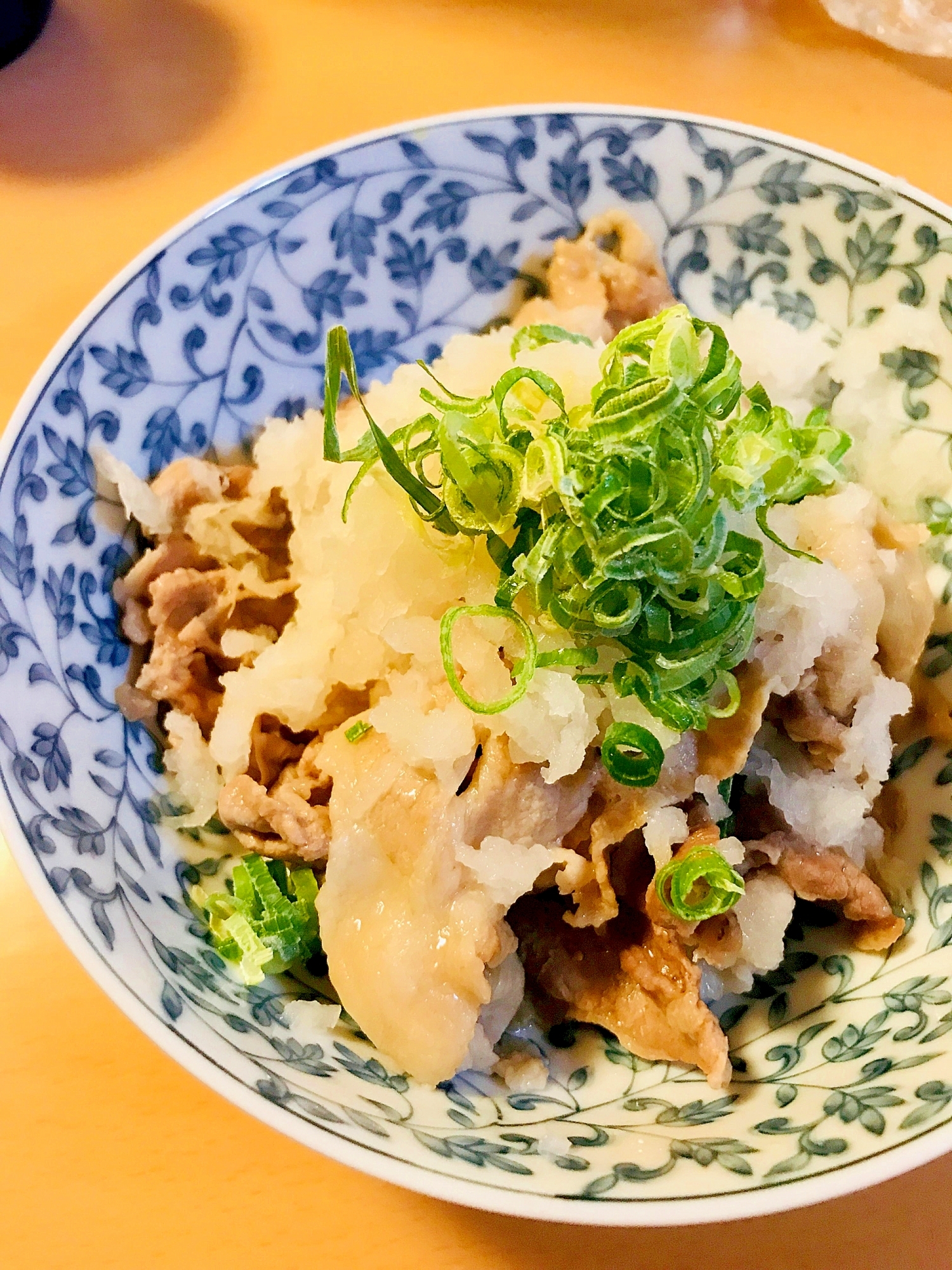 あっさり●豚肉の蒸し焼きダイコンおろし添え