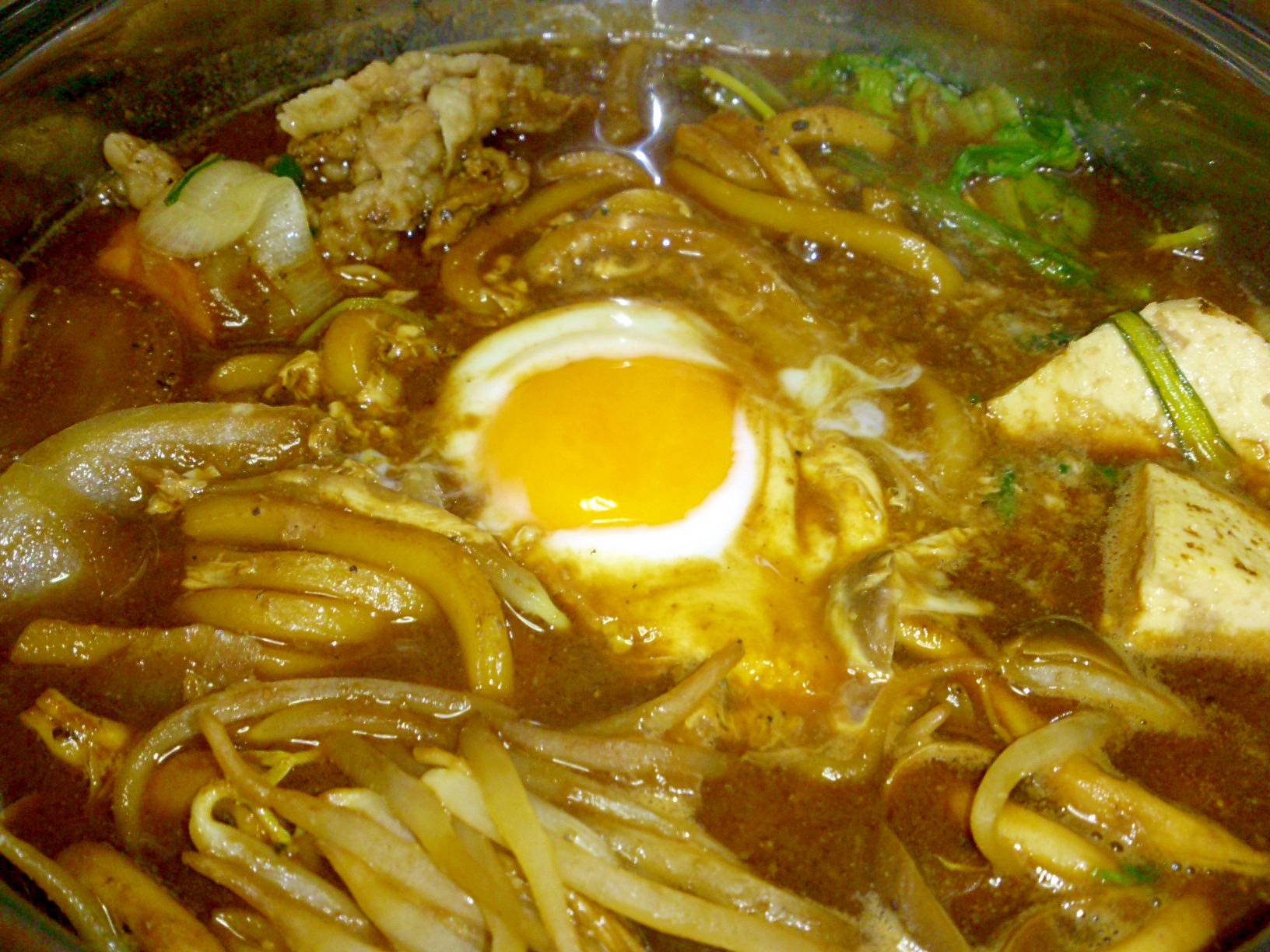 野菜たっぷり味噌煮込みうどん