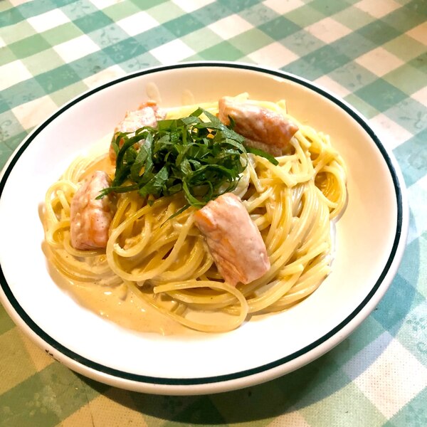 味噌を隠し味に サーモンと大葉のクリームパスタ レシピ 作り方 By 大阪風 楽天レシピ 味噌を隠し味に サーモンと大葉のクリームパスタ レシピ 作り方 By 大阪風 楽天レシピ