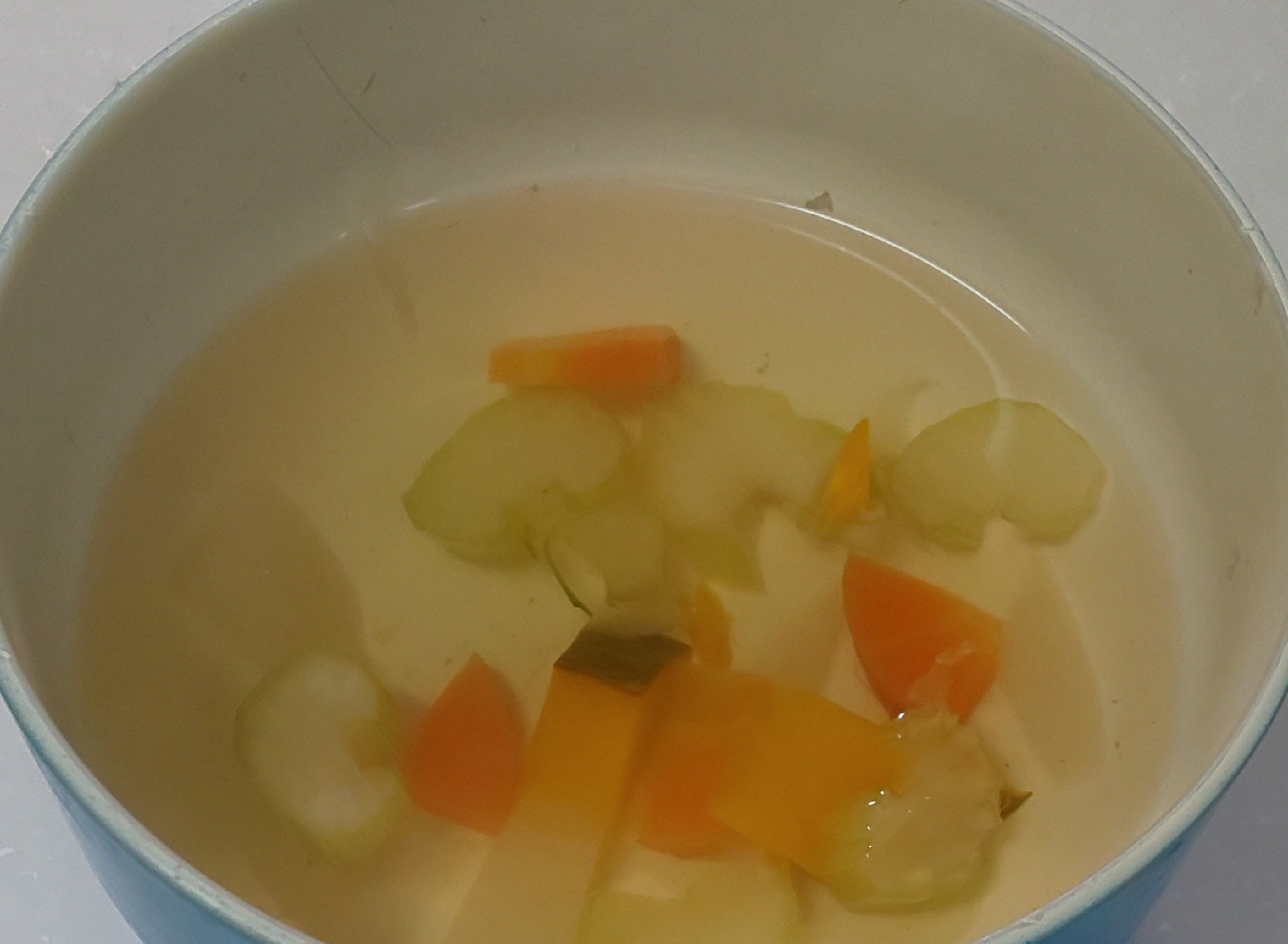 万能野菜だし☆たっぷり野菜☆オレンジの皮のスープ
