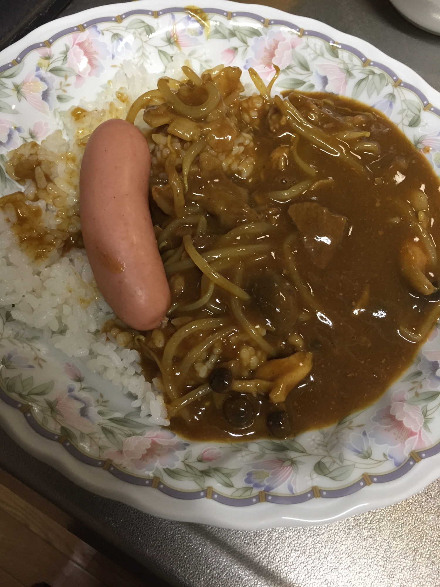 贅沢ウインナーカレー！