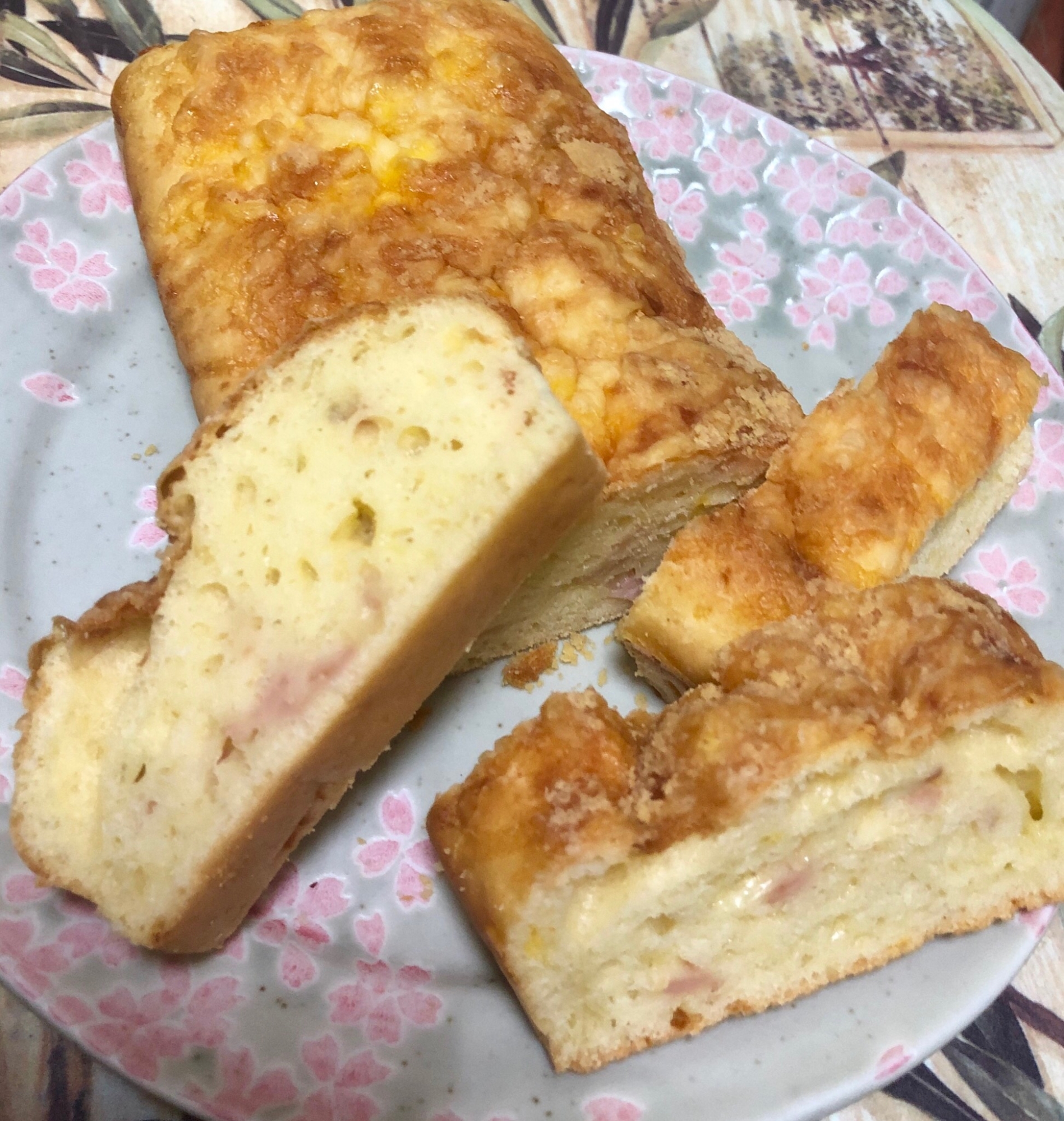 ホットケーキミックスで ハムチーズブレッド レシピ 作り方 By りんりんりん 楽天レシピ