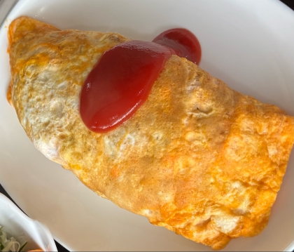 オムライス（たまねぎ・にんじん・鶏むね肉）