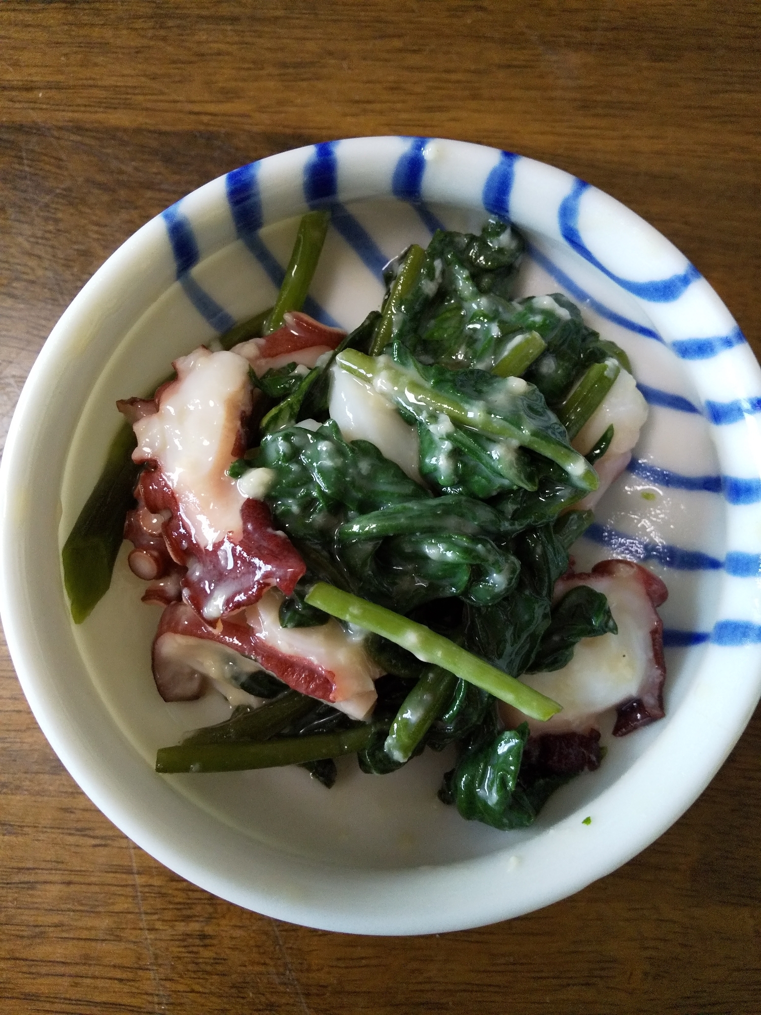 甘酒で作る  空芯菜と茹でだこの酢味噌和え