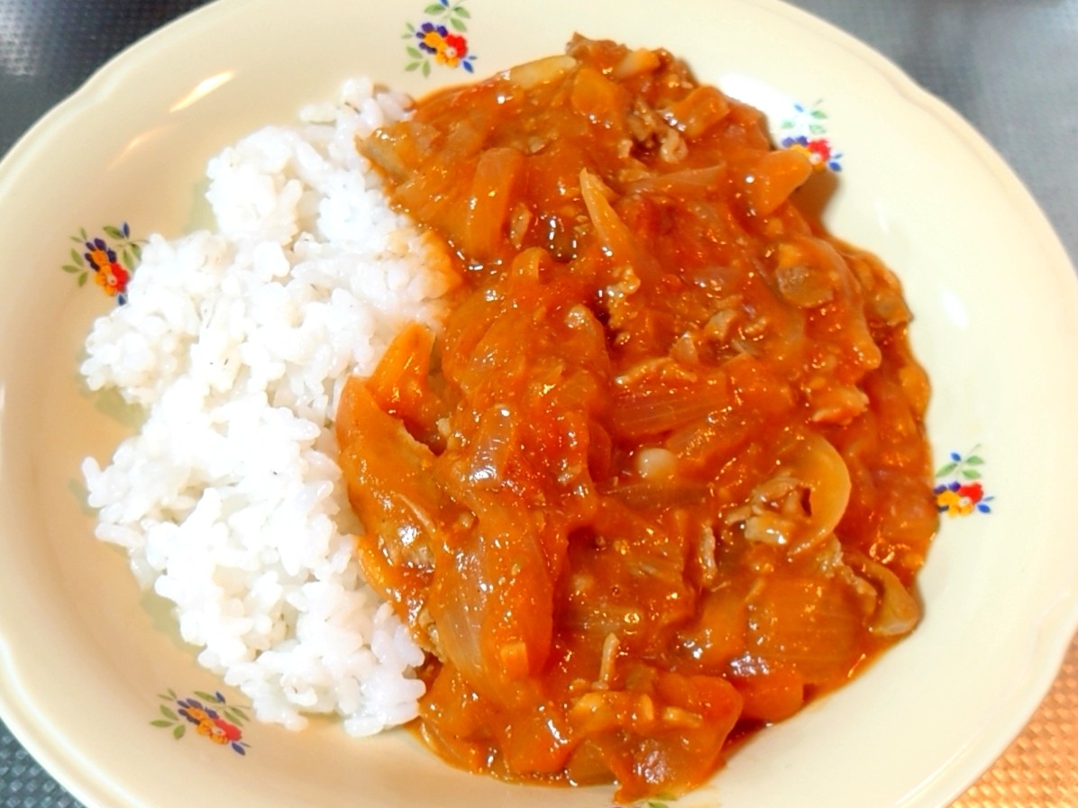 豚こま肉と玉ねぎのトマト煮込み