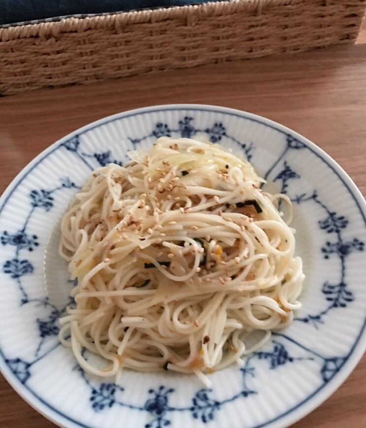 玉ねぎとそうめんののりたま鰹節炒め