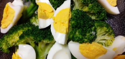 ブロッコリー＆卵のサラダ