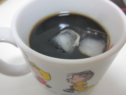 光の加減でコーヒーで作った氷が白く写っちゃいましたが、水っぽくならずに最後まで美味しくいただけました(#^^#)