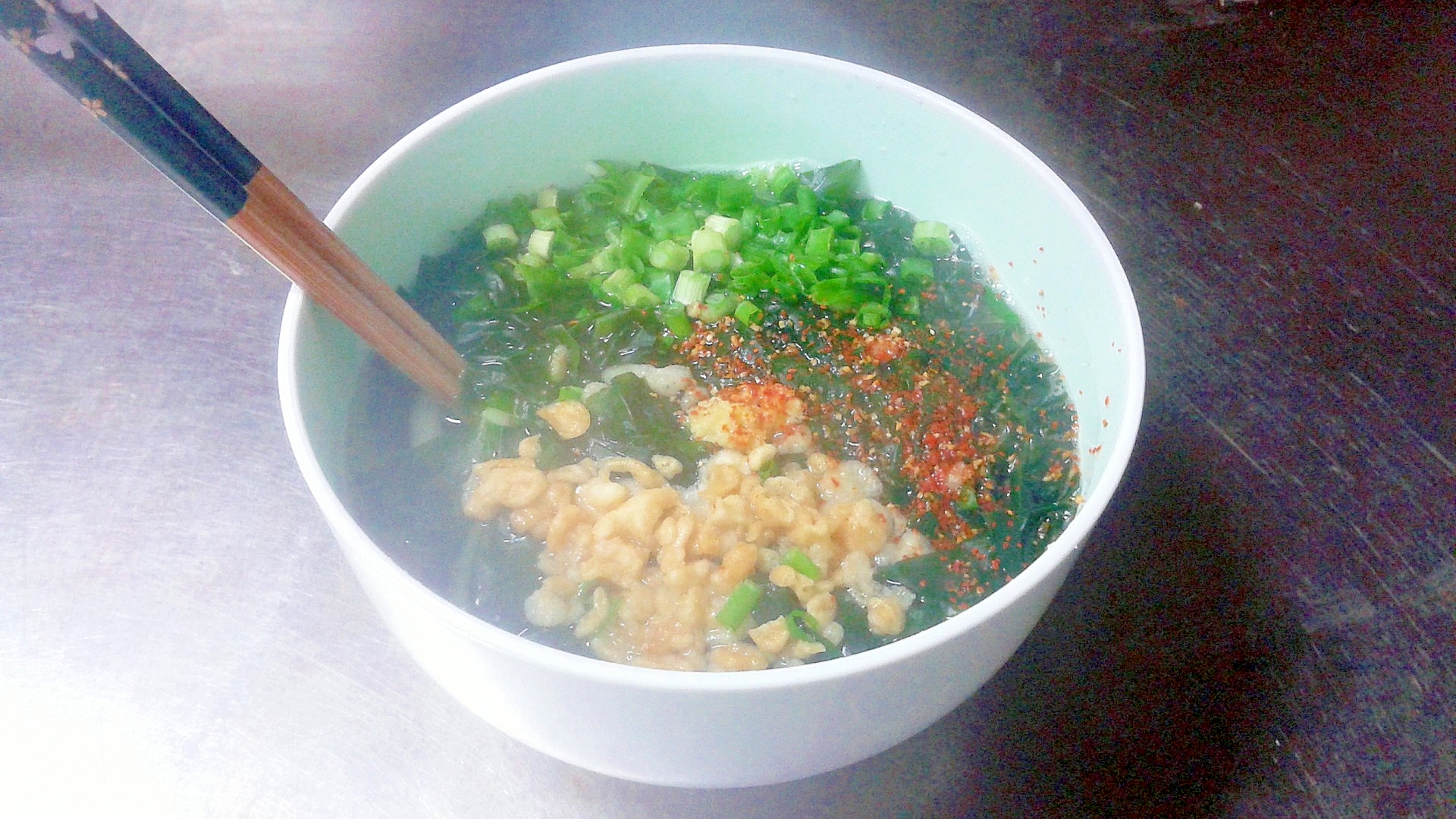 生わかめ入りうどん レシピ 作り方 By ぬこ 犬 好きのレシピ投稿垢 楽天レシピ