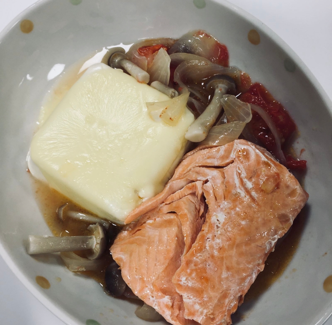 レンジで⭐蒸し鮭&蒸し豆腐〜トマトきのこソース〜