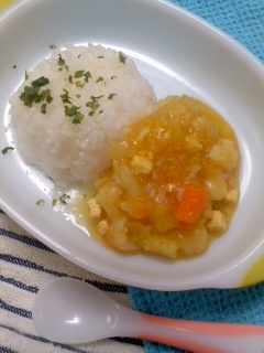 *：☆　離乳食幼児食・チキンカレーライス　☆：*