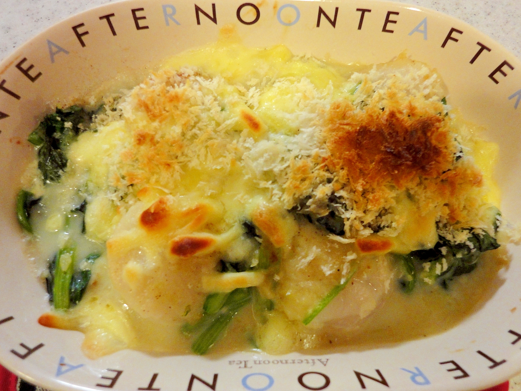 ほうれん草とホタテのグラタン