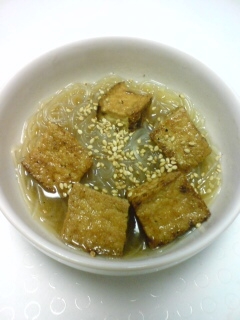 焼き豆腐と春雨のスープ