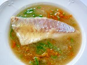 ミニフライパンで簡単♪　鯛のコンソメおろしスープ煮