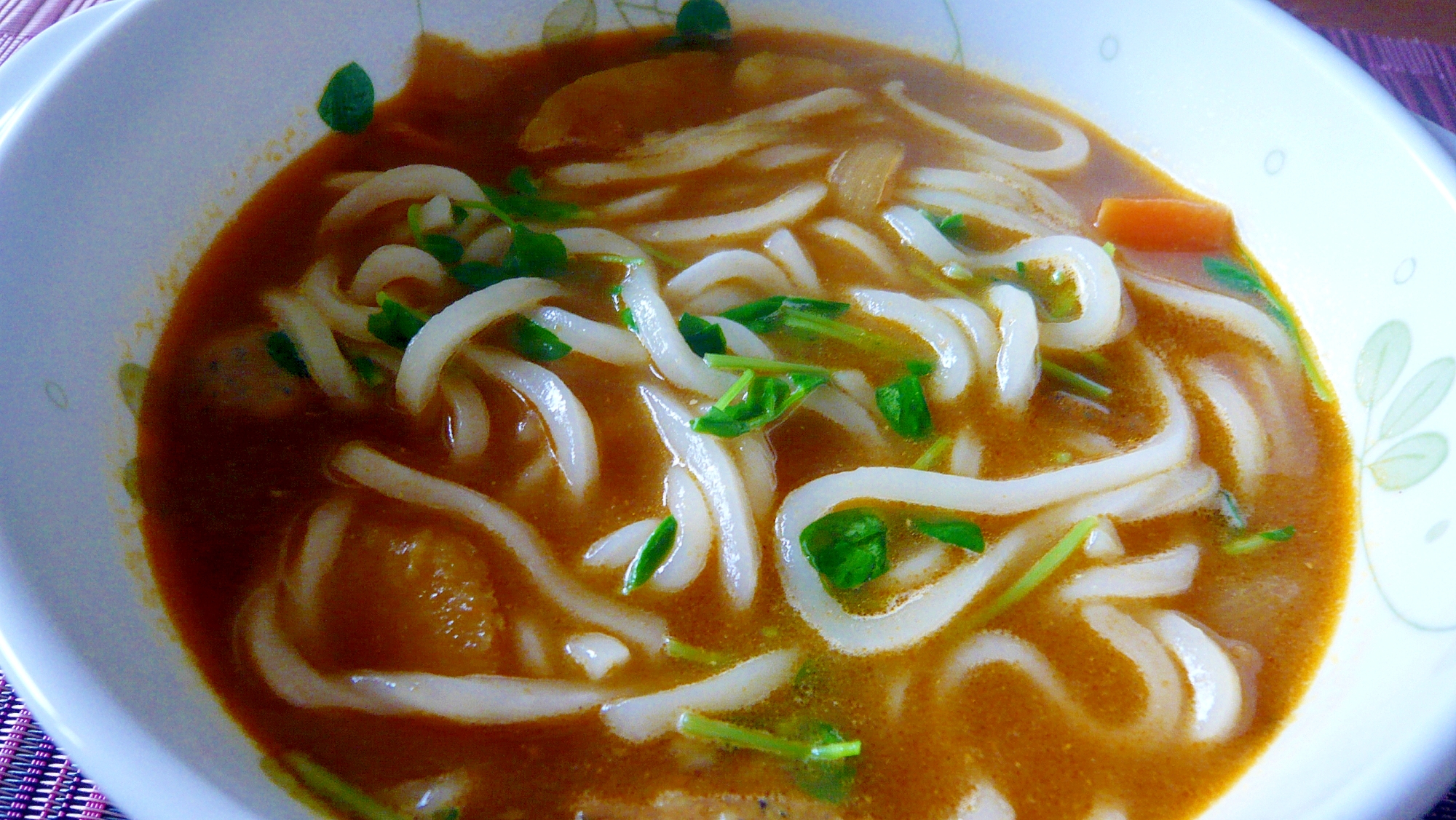 ❤　残りカレーで！　豆苗入りカレーうどん　❤