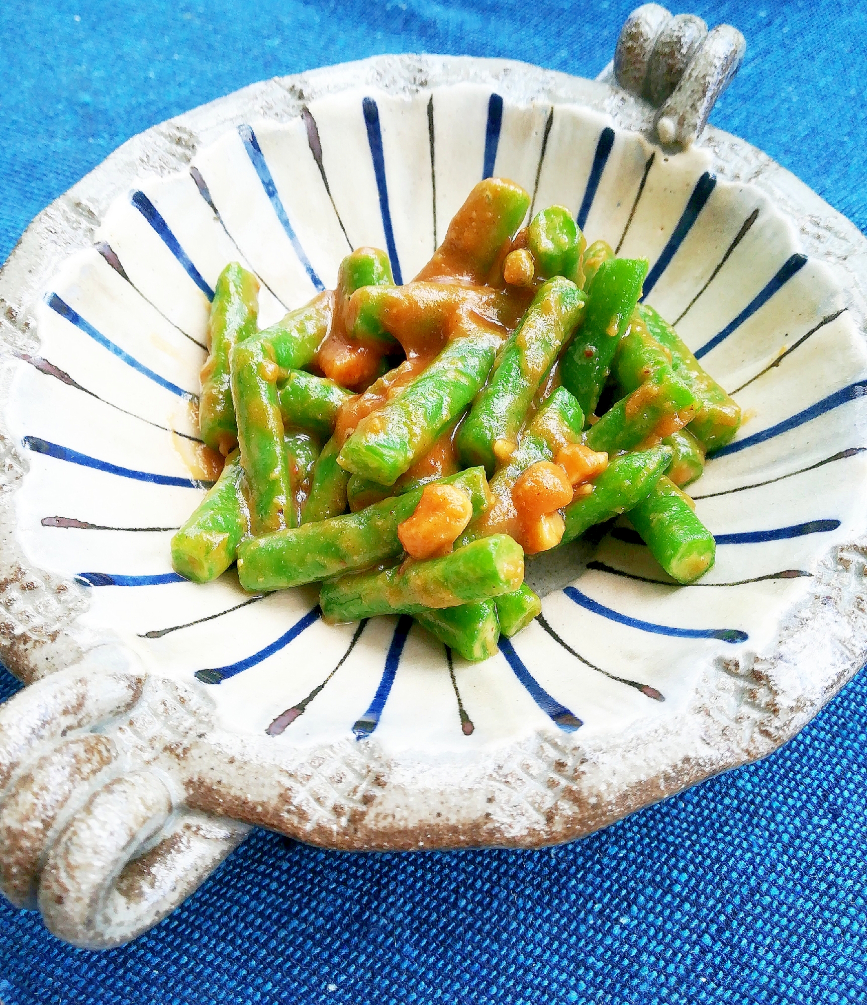 ピーナツバターdeいんげん胡麻和え