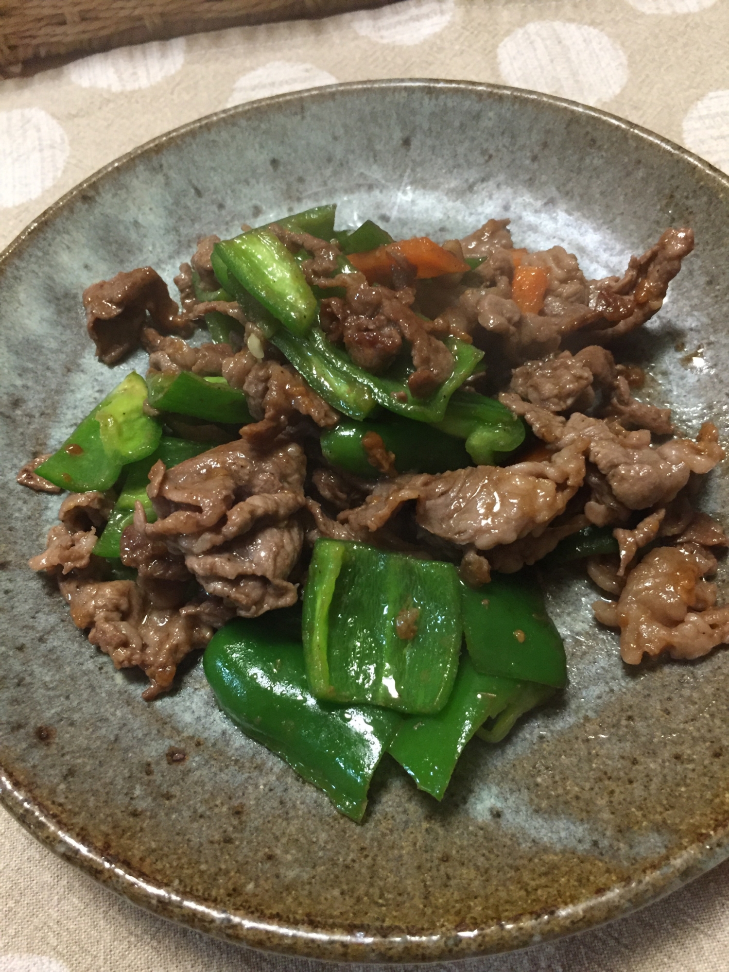 牛肉と野菜の醤油麹炒め