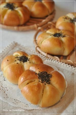 おやつにいかが?お芋ぱん✿お花の形✿