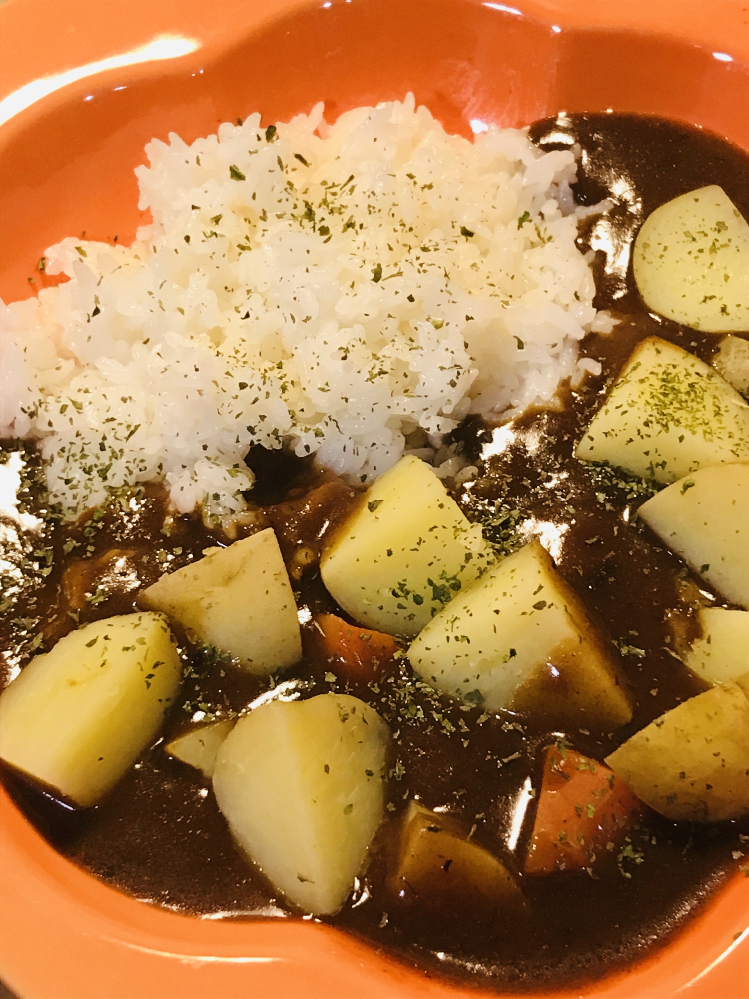 レトルト●塩茹で新ジャガのごろっとしたカレー