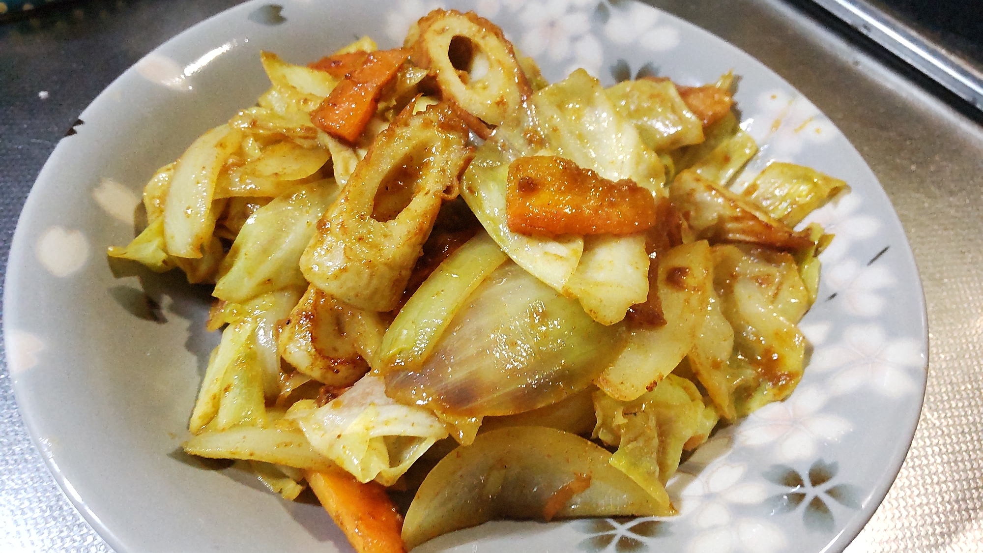 ちくわと野菜のカレーめんつゆマヨ炒め