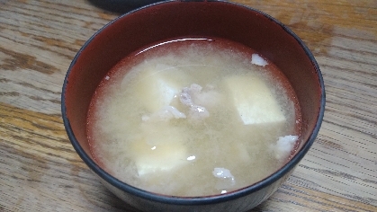 究極のシンプル～豚肉＆玉ねぎ＆豆腐だけ！豚汁