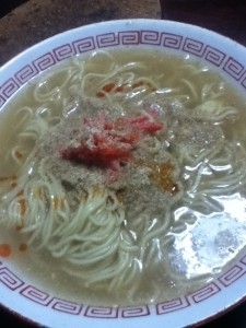 ニンニクオイルとラー油deとんこつラーメン