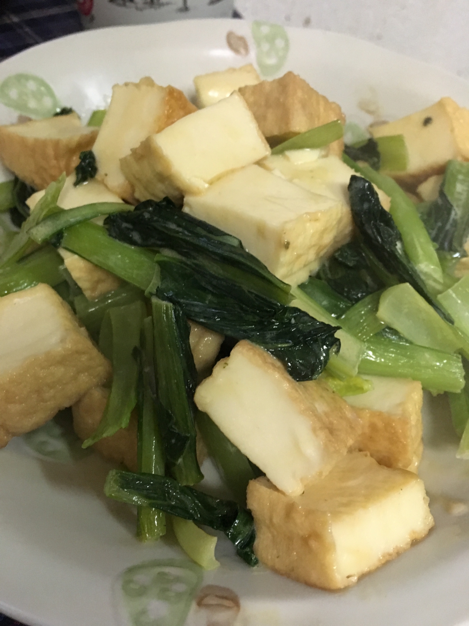簡単☆パパ飯！！小松菜と厚揚げの炒め物