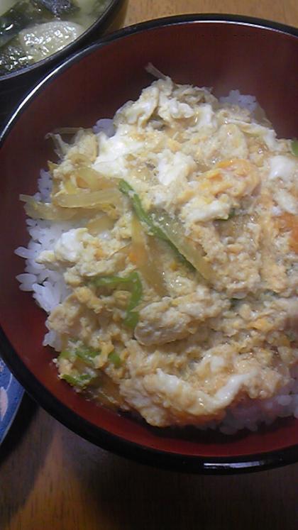 オーソドックス【＋α】でおいしく■玉子丼■