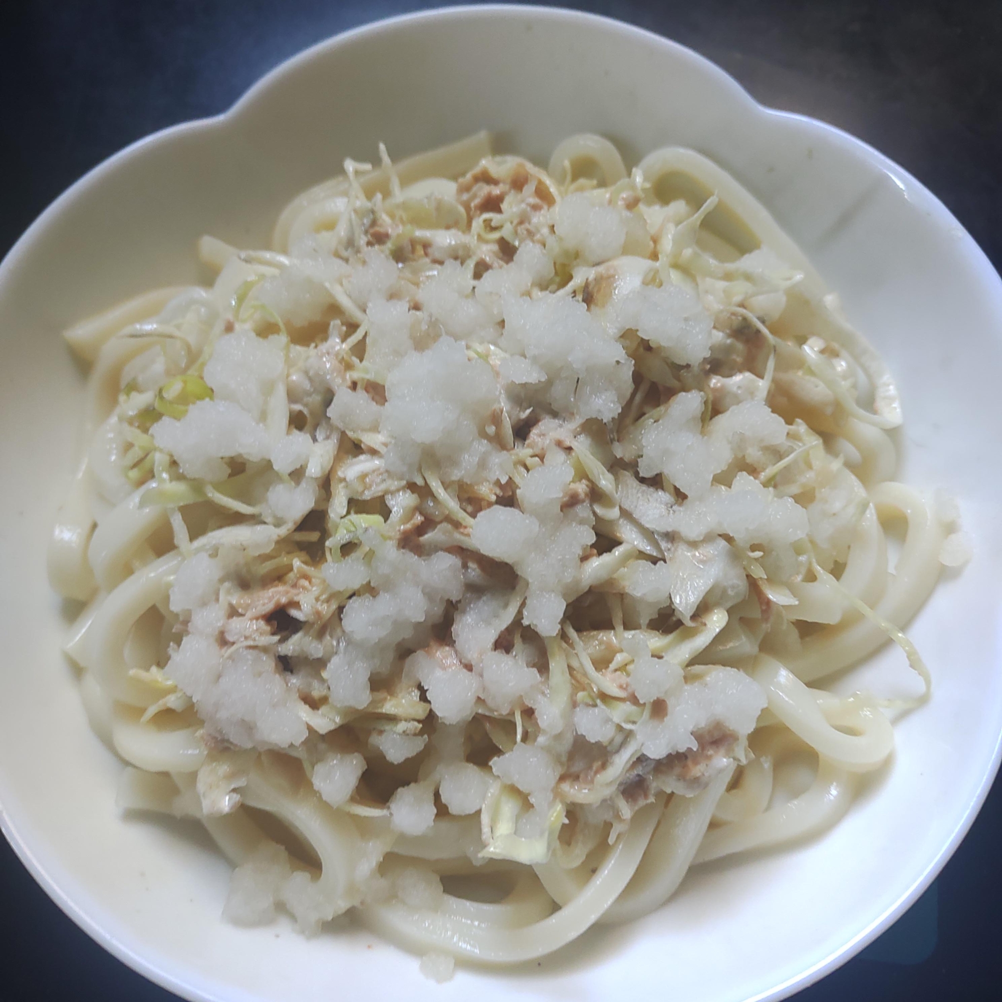 キャベツ、ツナマヨ、おろしうどん