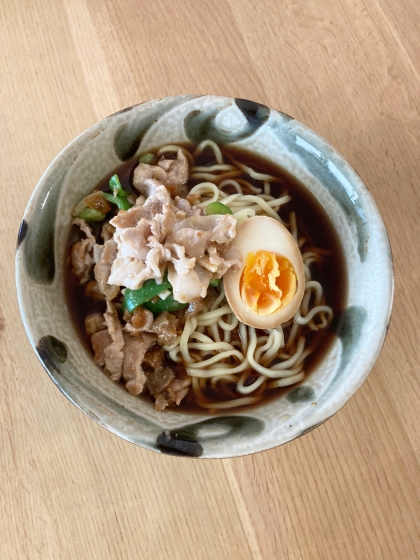 【麺料理】ベーコンで富山ブラックラーメン