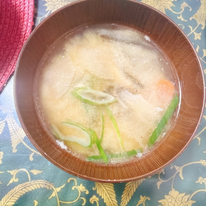 しいたけと長ネギの味噌汁