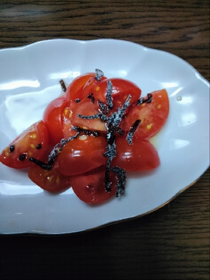 トマトと塩昆布のサラダ