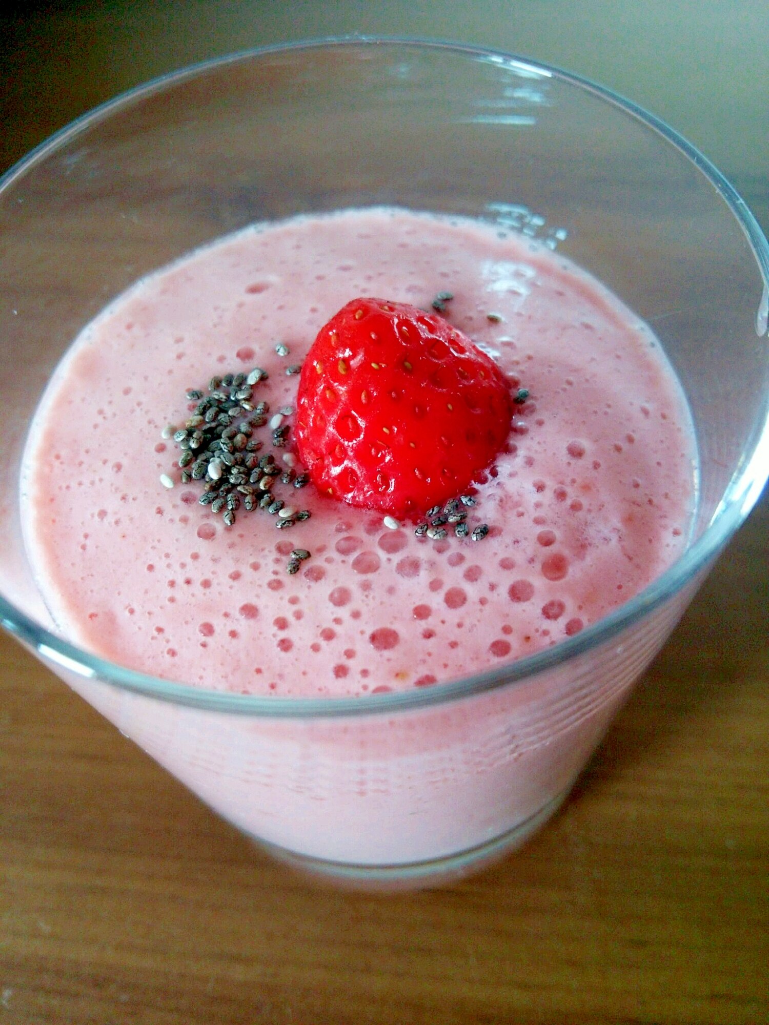 ピンクのスムージー レシピ・作り方 by あいぼそ - 楽天レシピ