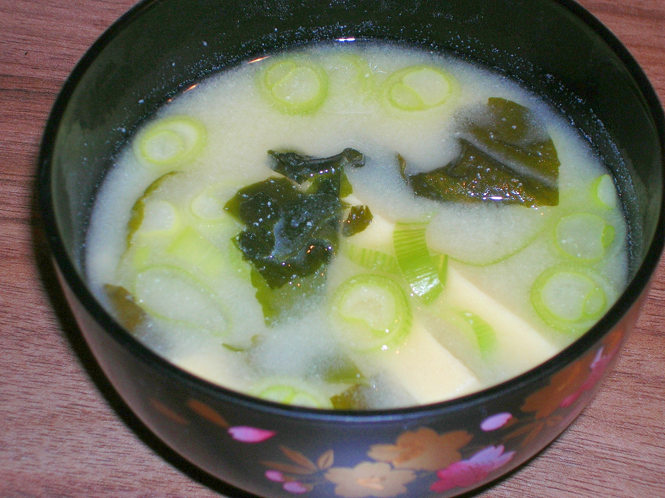 高野豆腐とワカメの味噌汁♪