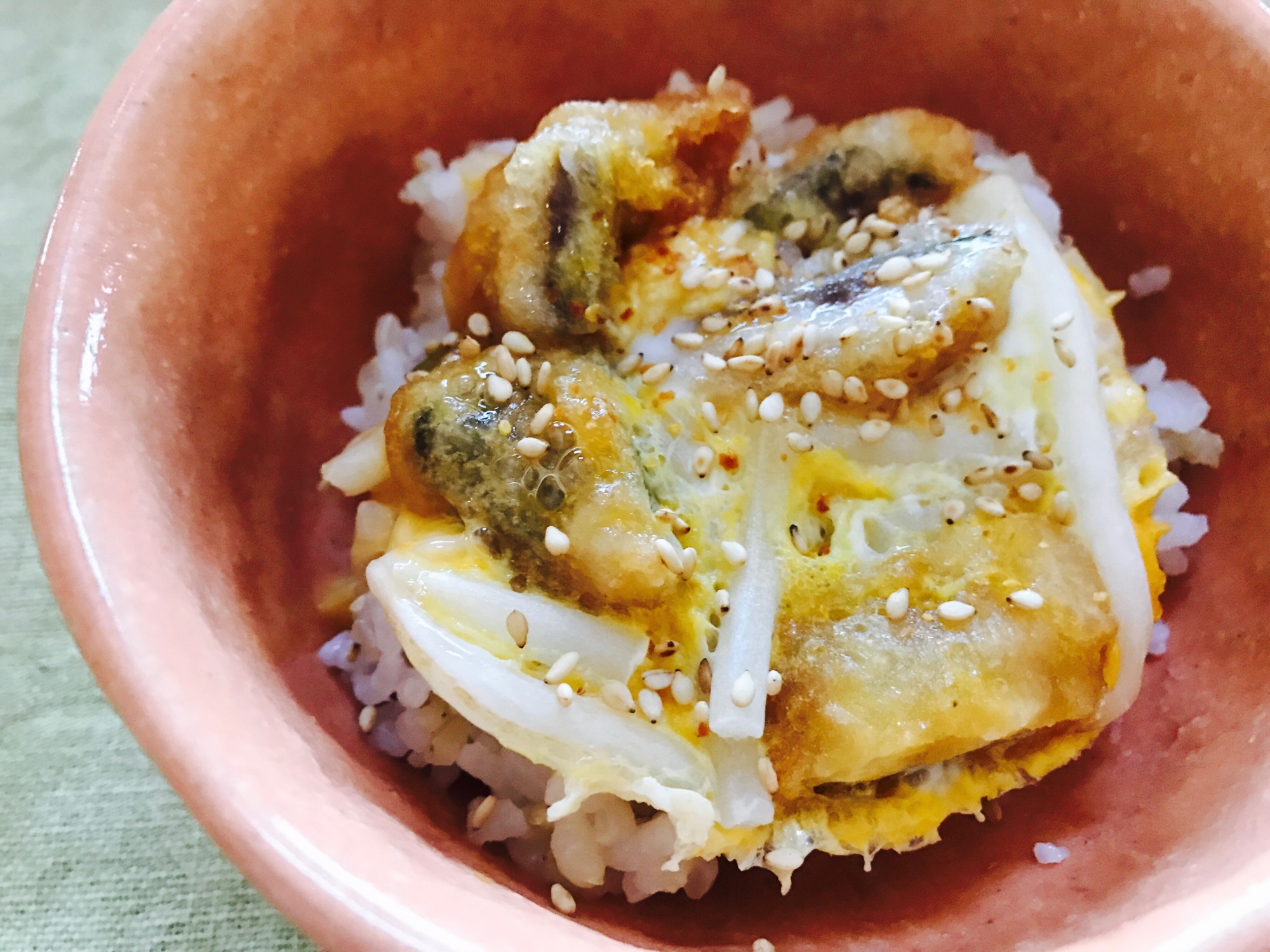 リメイク！サバのフリットともやしの卵丼