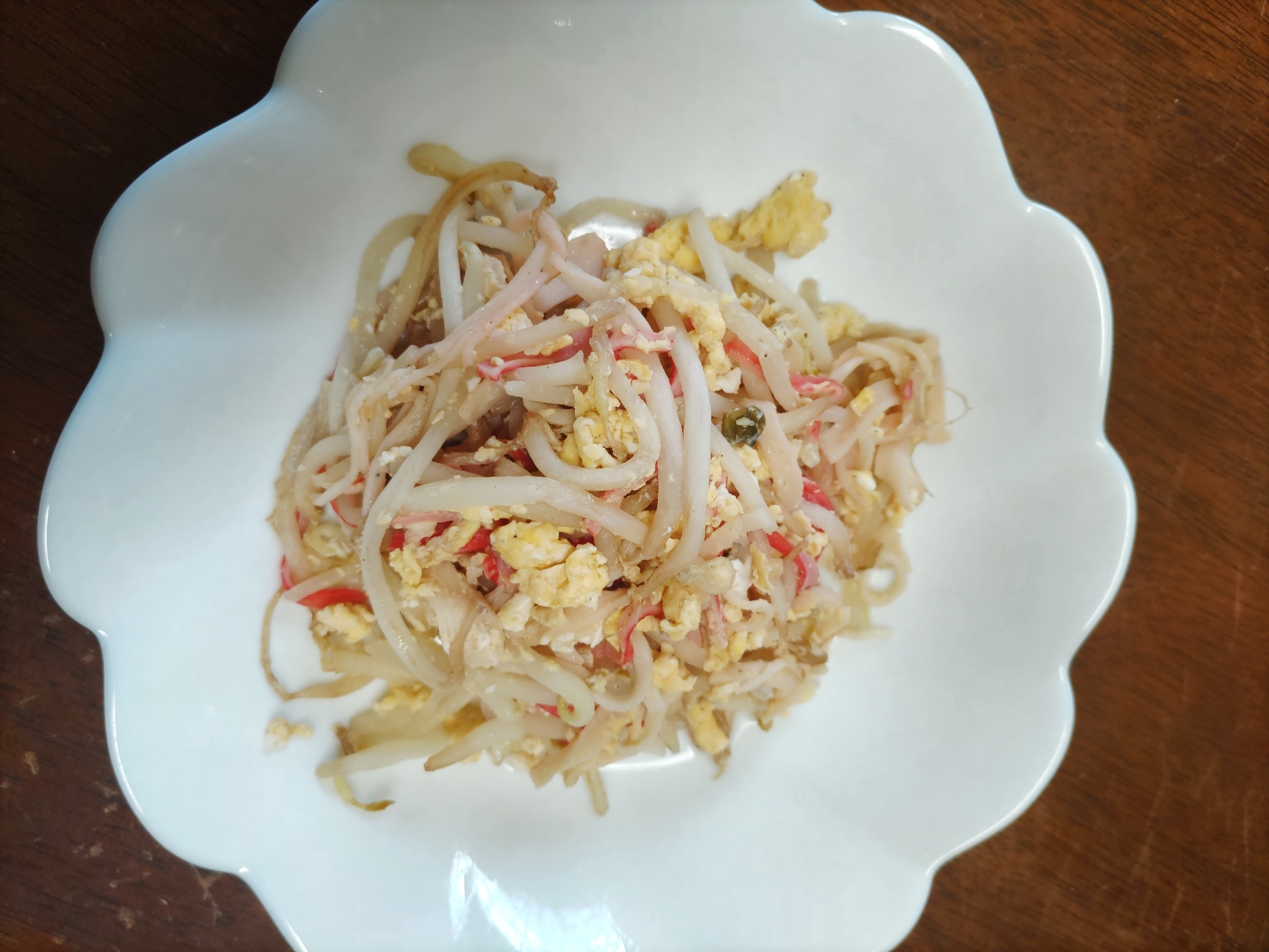 もやしとカニカマと卵の中華炒め