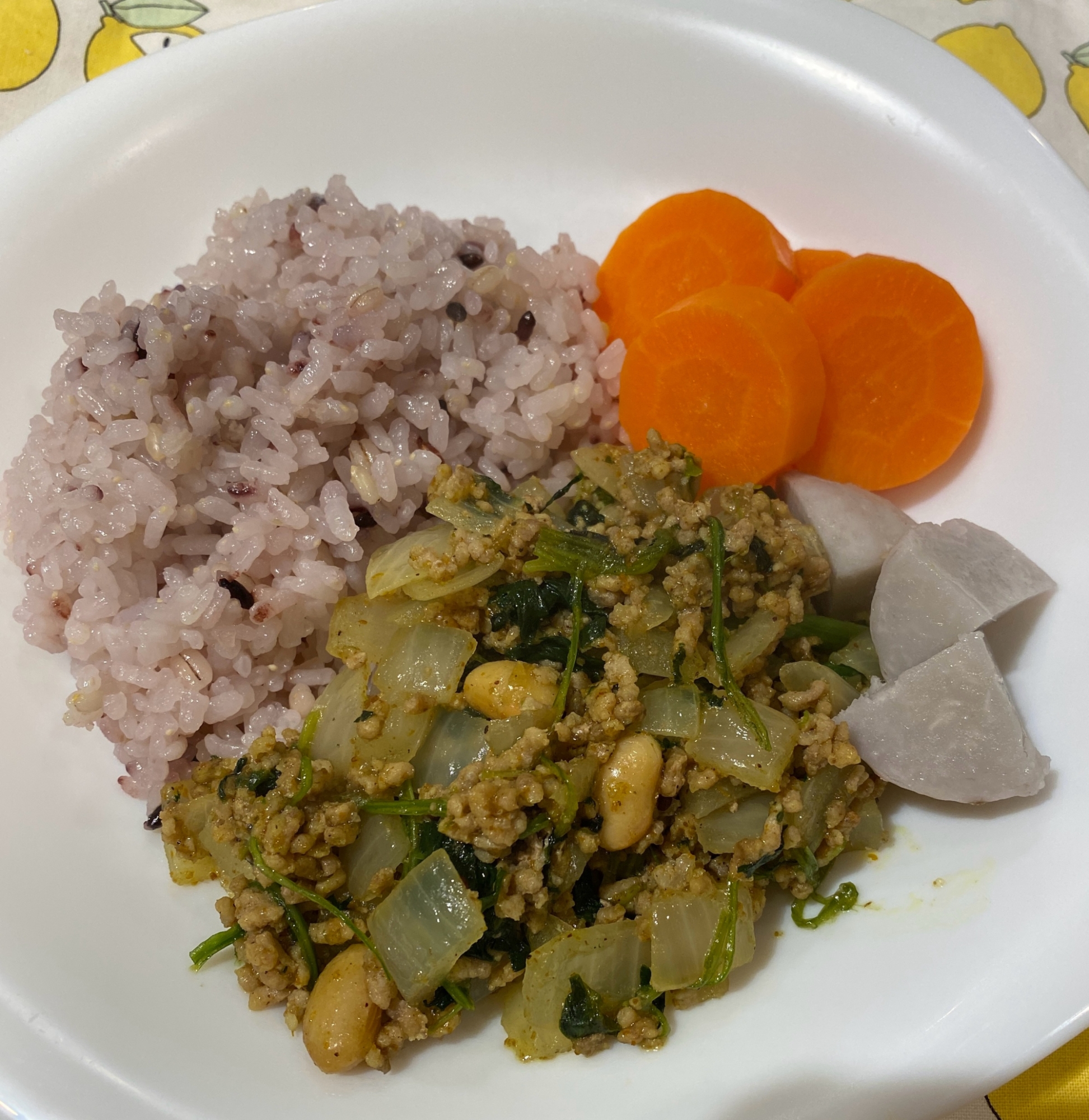 簡単☆ほうれん草と大豆のキーマカレー