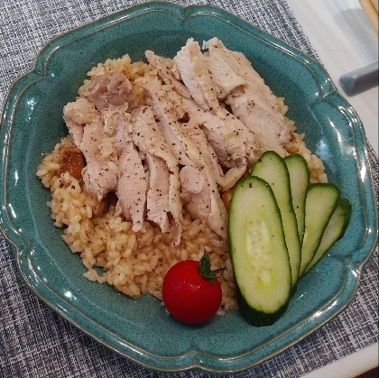 肉も野菜も炊飯器にお願い♡中華風鶏飯♡カオマンガイ