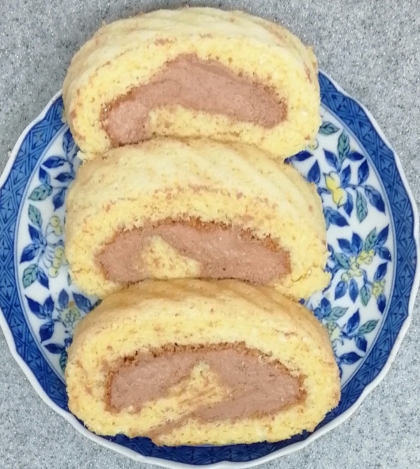 ふわふわ!なマロンクリームのロールケーキ