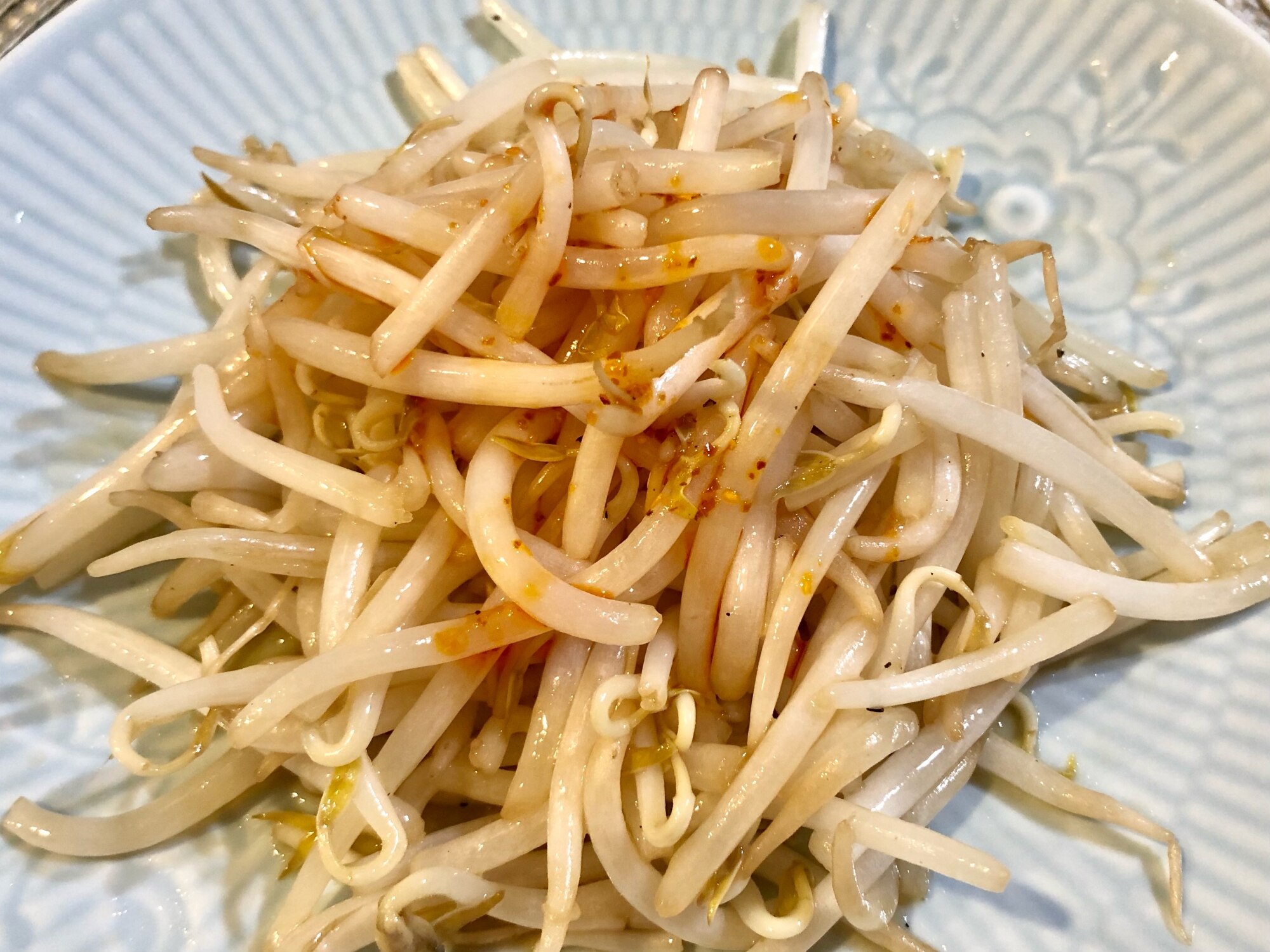 簡単副菜♪もやしだけで作るお酢系ピリ辛おつまみ レシピ・作り方 by