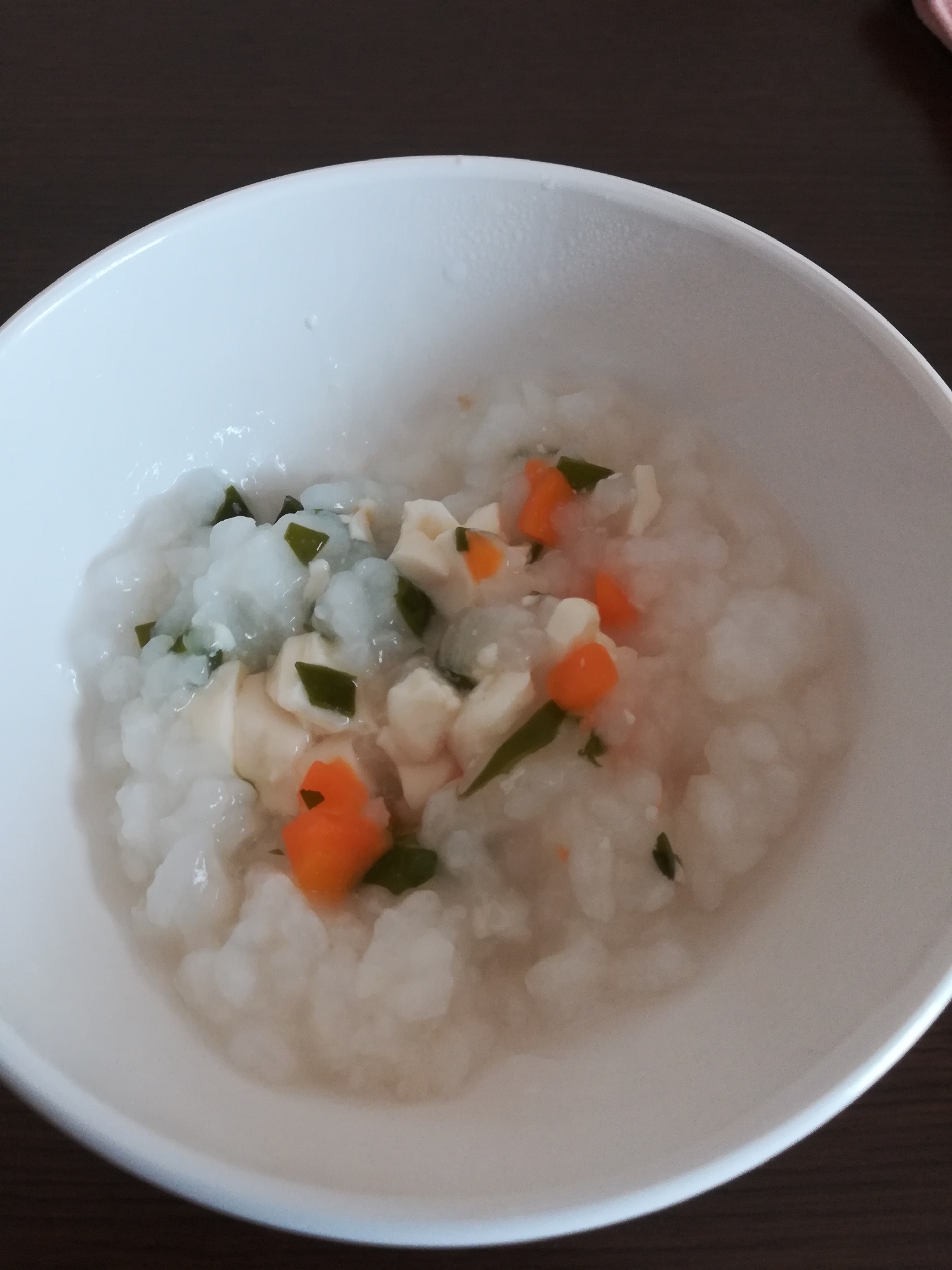 離乳食中期★にんじんと豆腐のわかめ雑炊