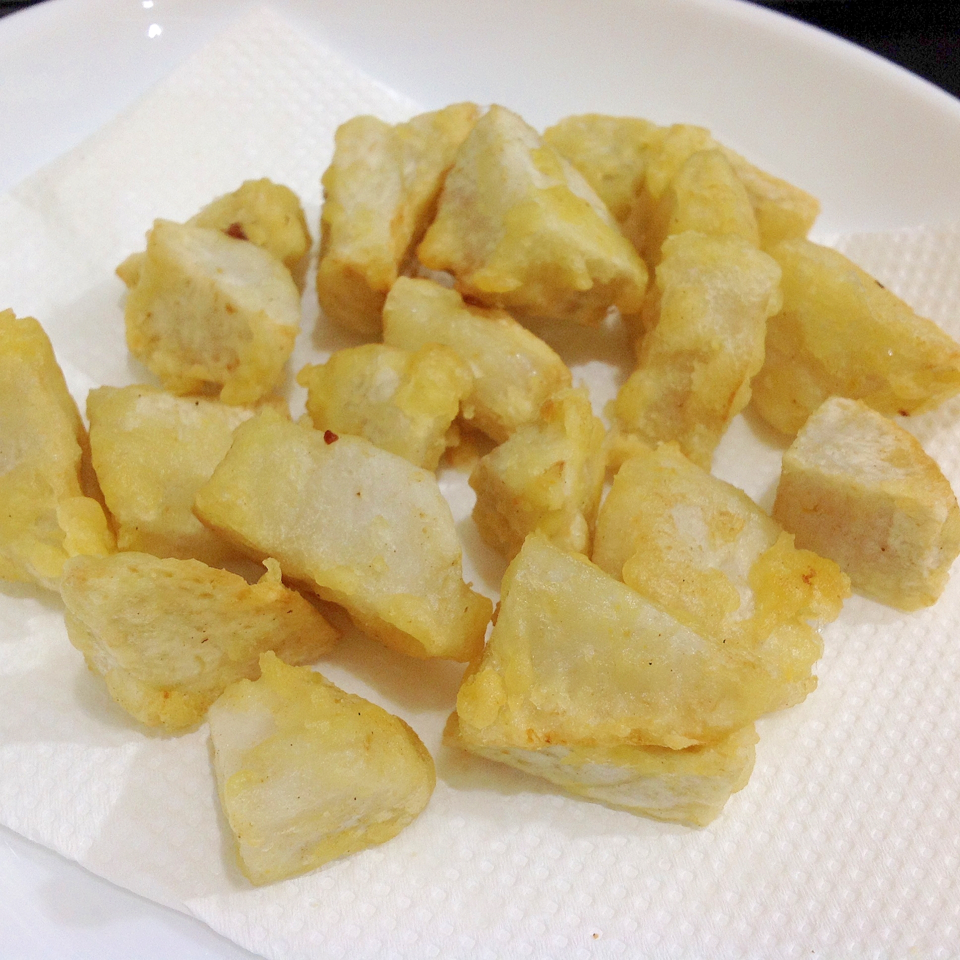 カリカリサクサク里芋の天ぷら お弁当やおやつに レシピ 作り方 By Marie 777 楽天レシピ カリカリサクサク里芋の天ぷら お弁当やおやつに レシピ 作り方 By Marie 777 楽天レシピ