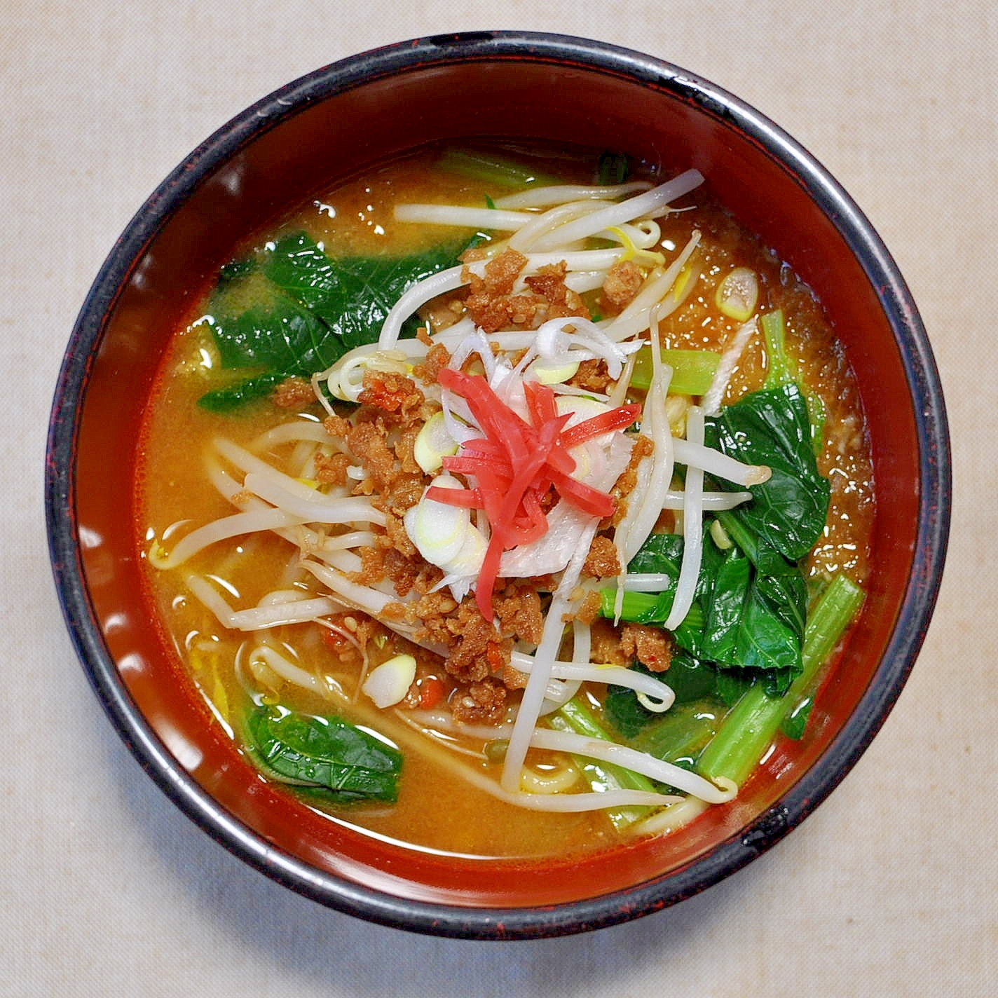 鶏そぼろ&小松菜&もやしde味噌ラーメン