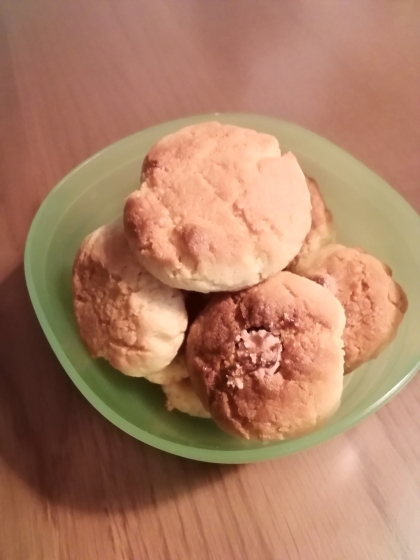 倍量、チョコなし、オーブントースターで作りましたが、簡単にさっくりホロホロクッキーが出来ました。子ども達にも好評でした！