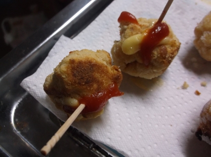 子供たちと一緒に作りました！揚げないのでとっても簡単なのに美味しくケチャップをつけていただきました(*´▽｀*)