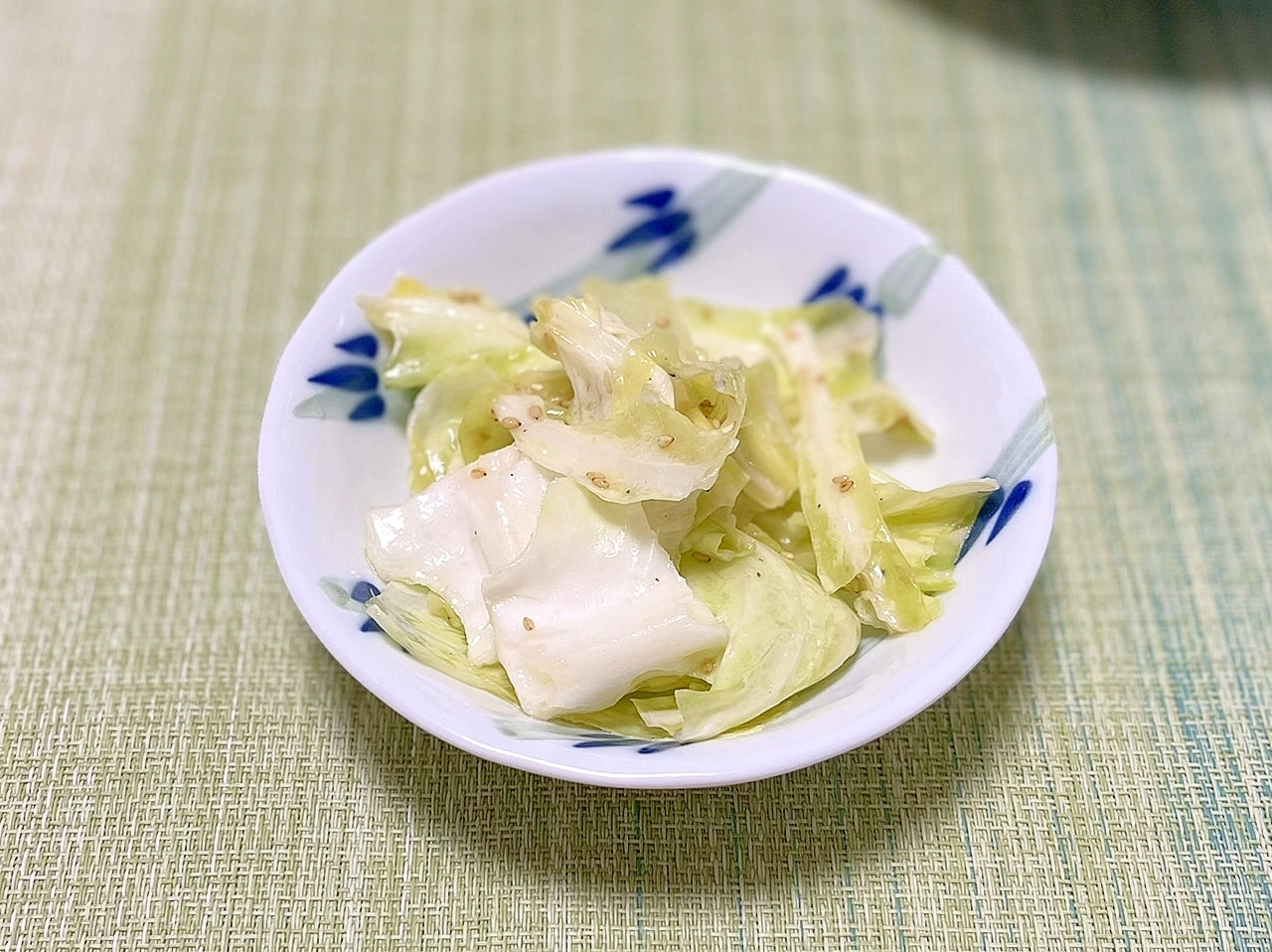 焼肉屋の味！キャベツのウマ塩和え