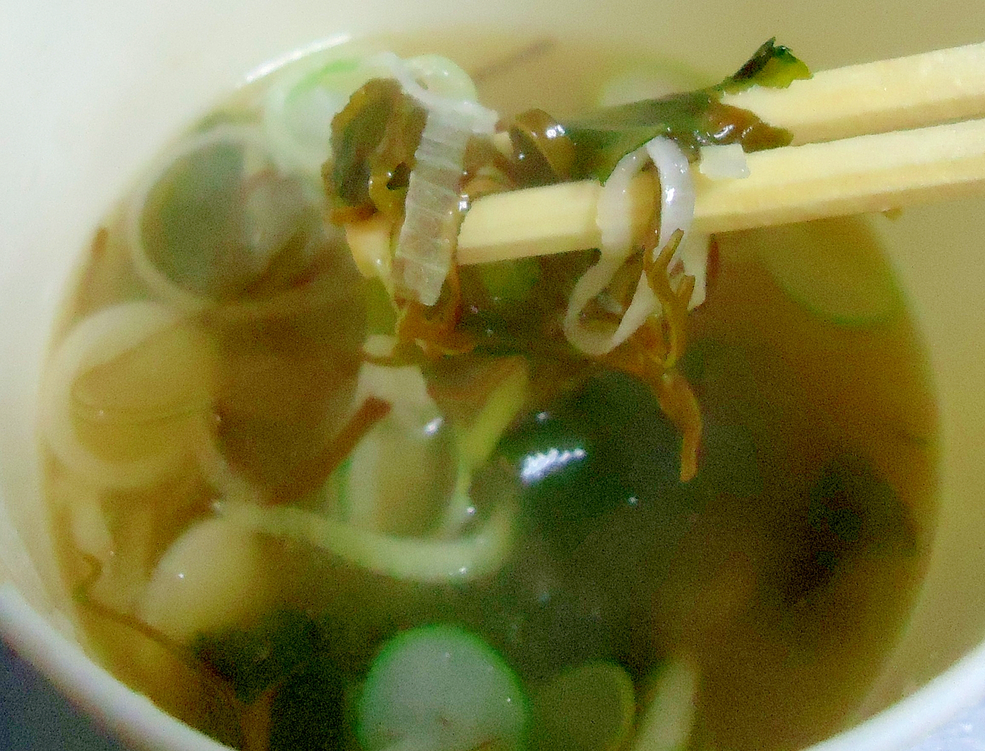 簡単　海藻のスープ（納豆昆布・わかめ入り）