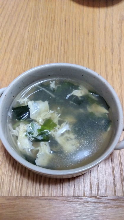 シャンタンで簡単♪失敗なし♪えのきワカメ中華スープ