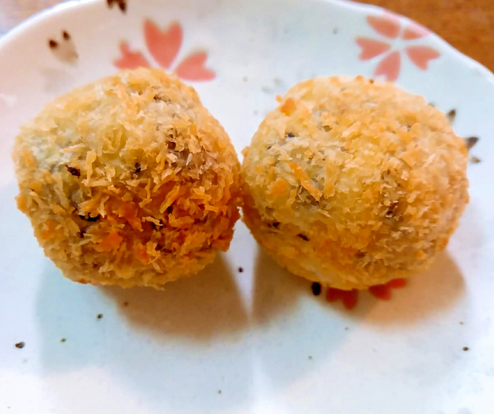 お弁当に☆薩摩芋黒ゴマコロッケ