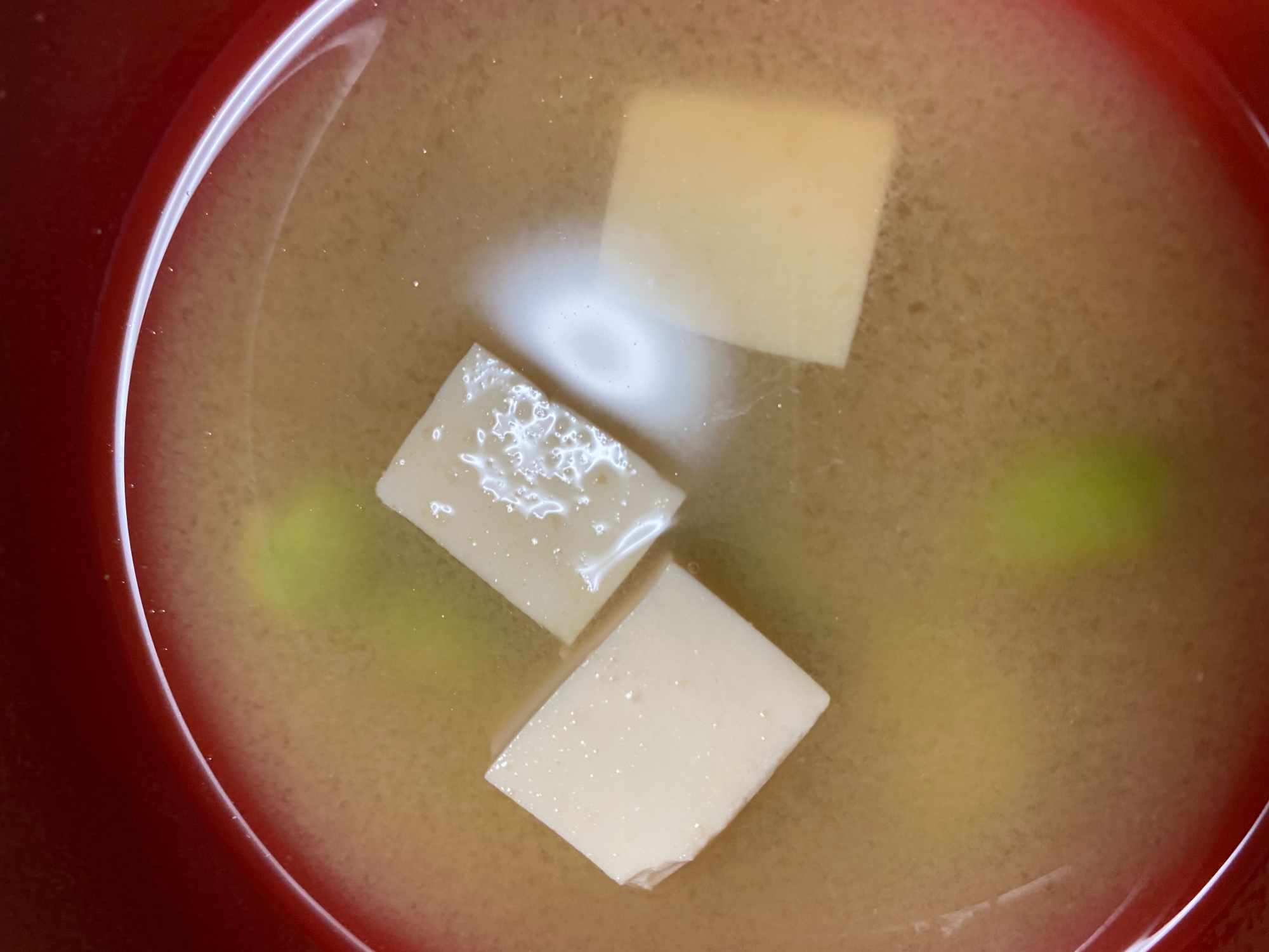 豆腐と枝豆の味噌汁